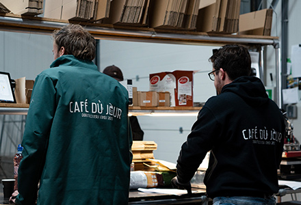 Personnes à Café du Jour